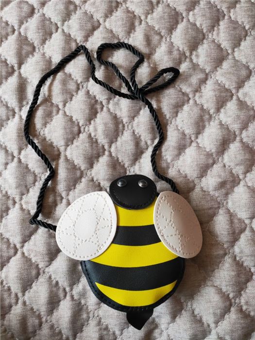 BEE BAG