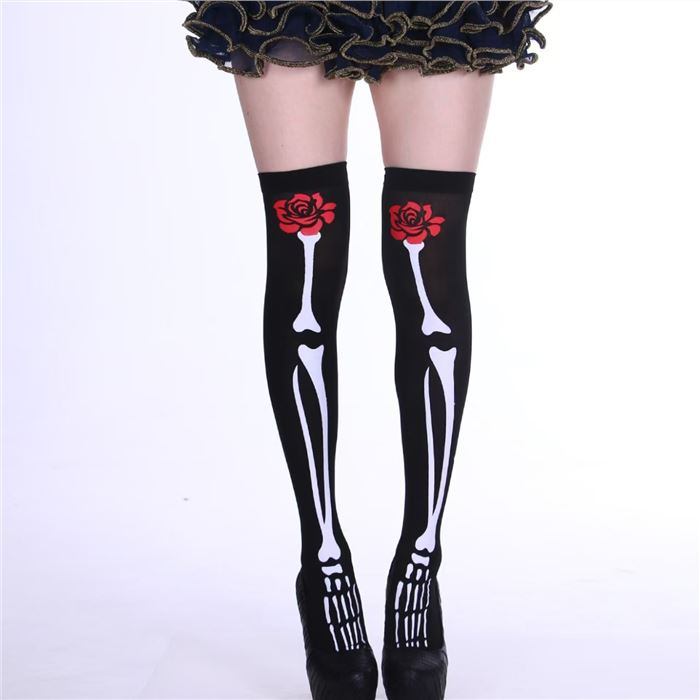 BONE WITH ROSE SOCKS