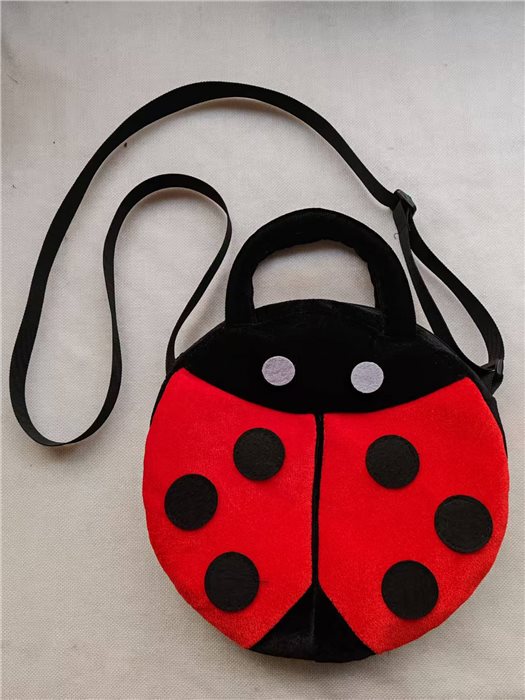 VELVET BEETLE BAG