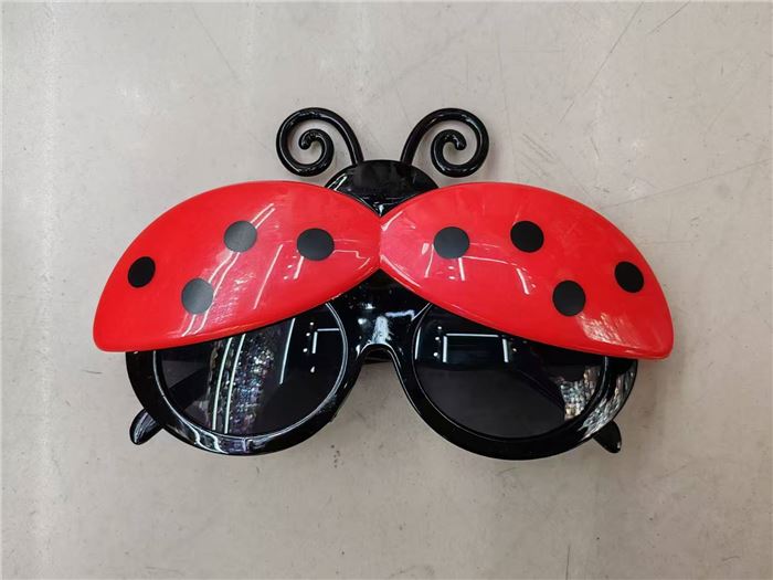 BEETLE GLASSES