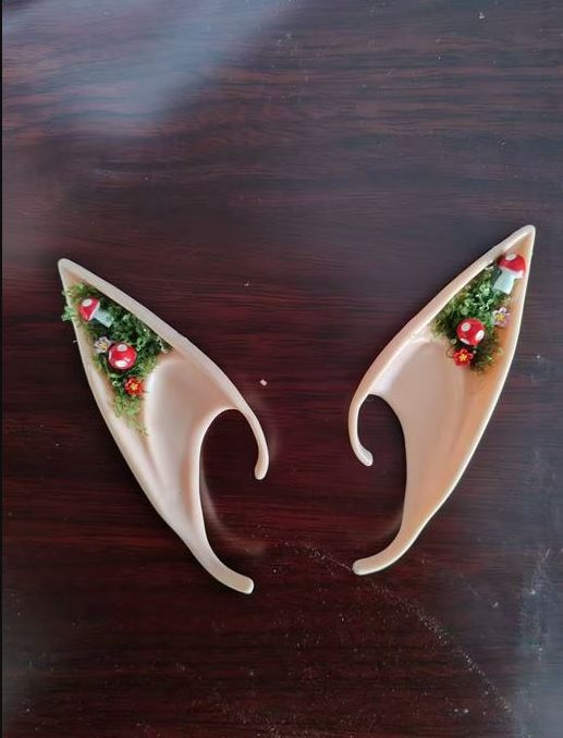 ELF EARS， with moushroom
