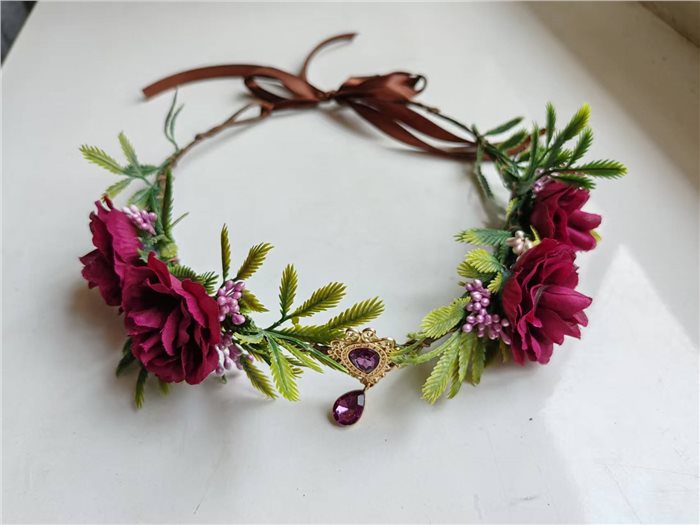 headgear with 4 flowers