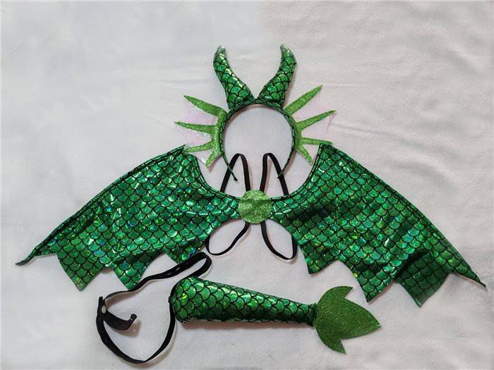 GREEN DINOSAUR SET